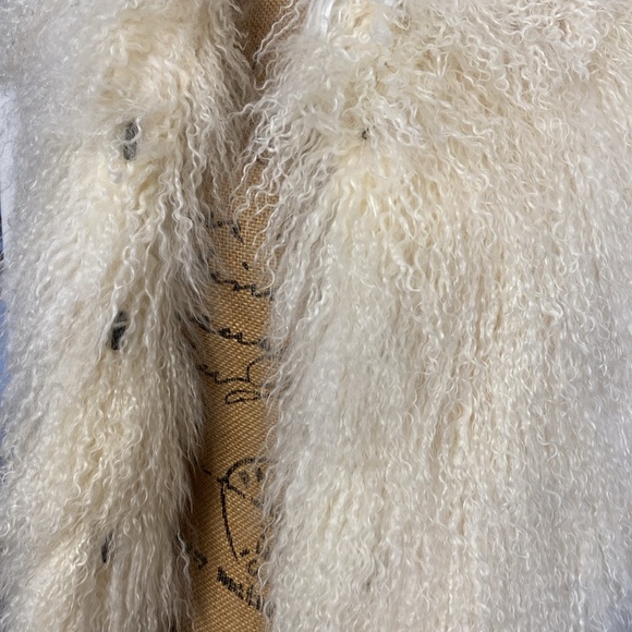 Ferrara Genuine Mongolian Lamb Fur Outdoor Cream Vest Size Small - Picture 4 of 6